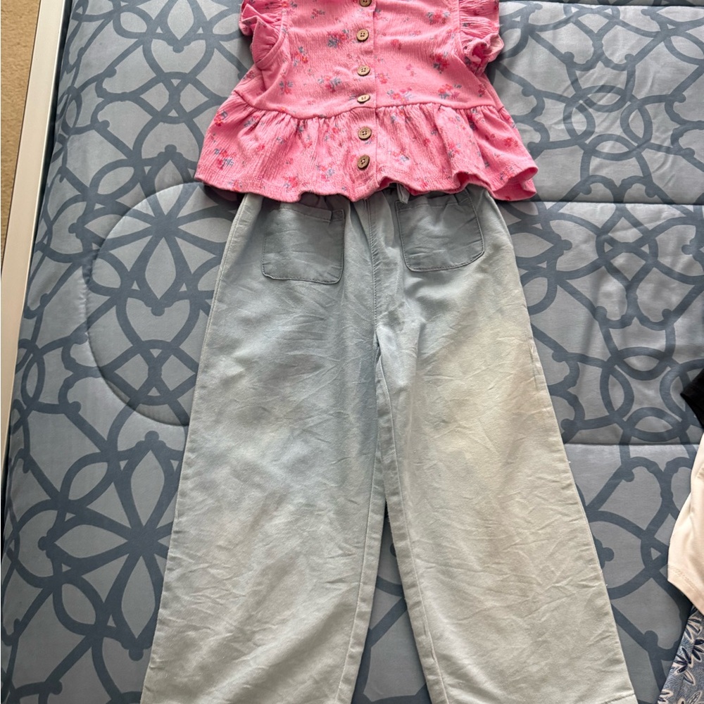 Girls Pink Floral Top and Light Gray Wide-Leg Pants Matching Set